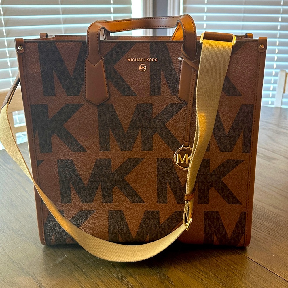 Michael Kors tote Brand New